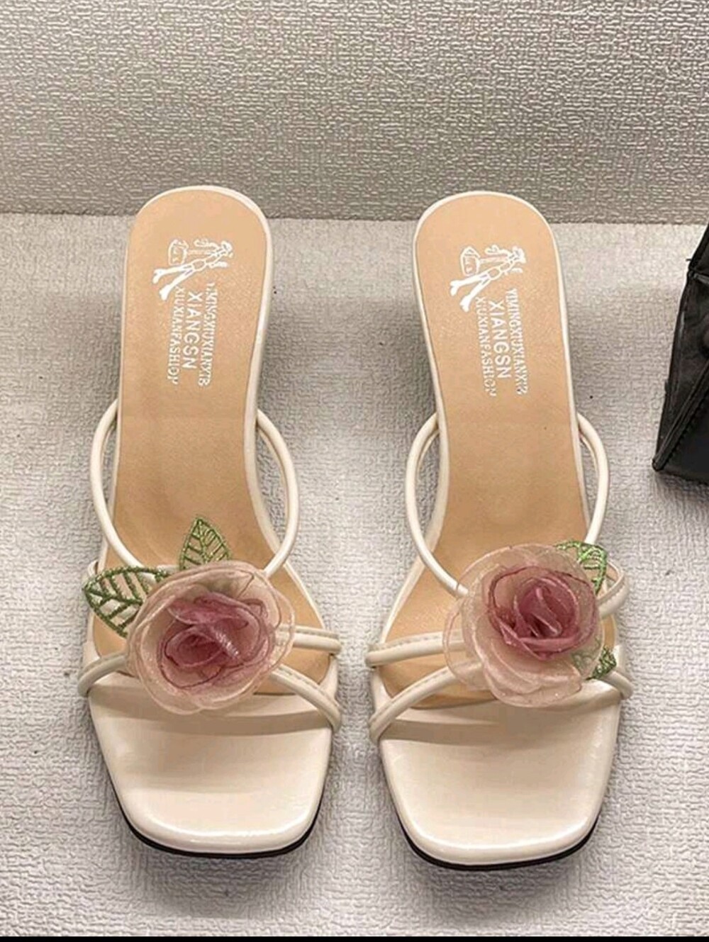Women's 3D Flower Heavy Duty Macaron Colored High Heeled Sandals, Random Dual-Co